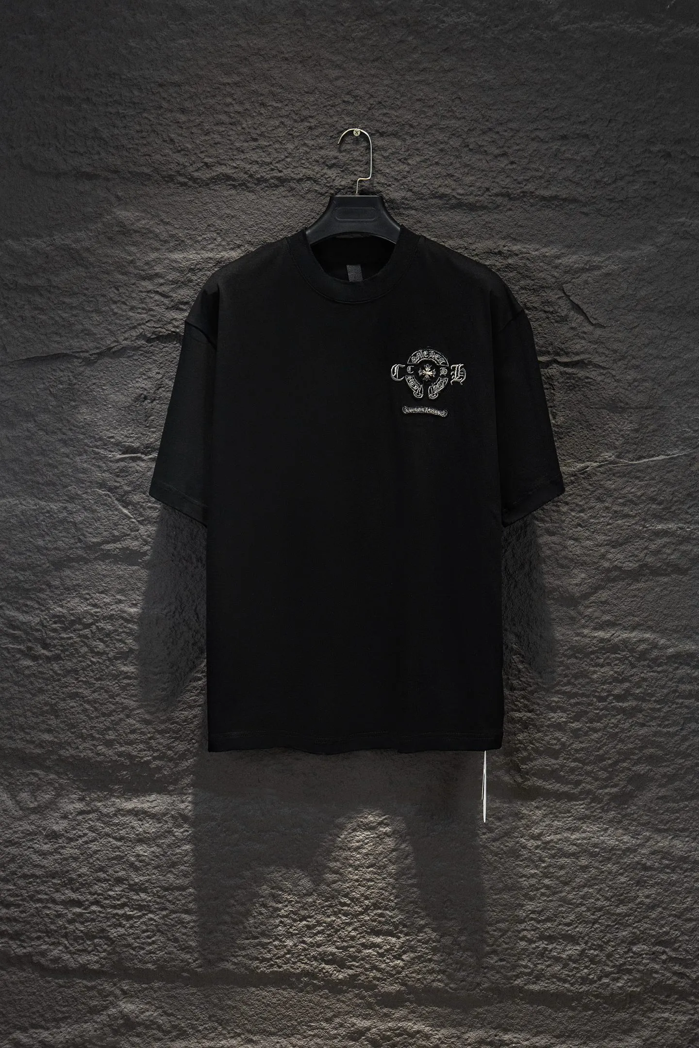 ：7311# 🆕Chromehearts os ， nice✔️ ⚠️100% 32 ， ， ， ！！ ， ！ # # 2️⃣ ， ； 。 。 oversize ， ！ ， ！ “ ” 💏 :Black White Gray Size: S-M-L-XL